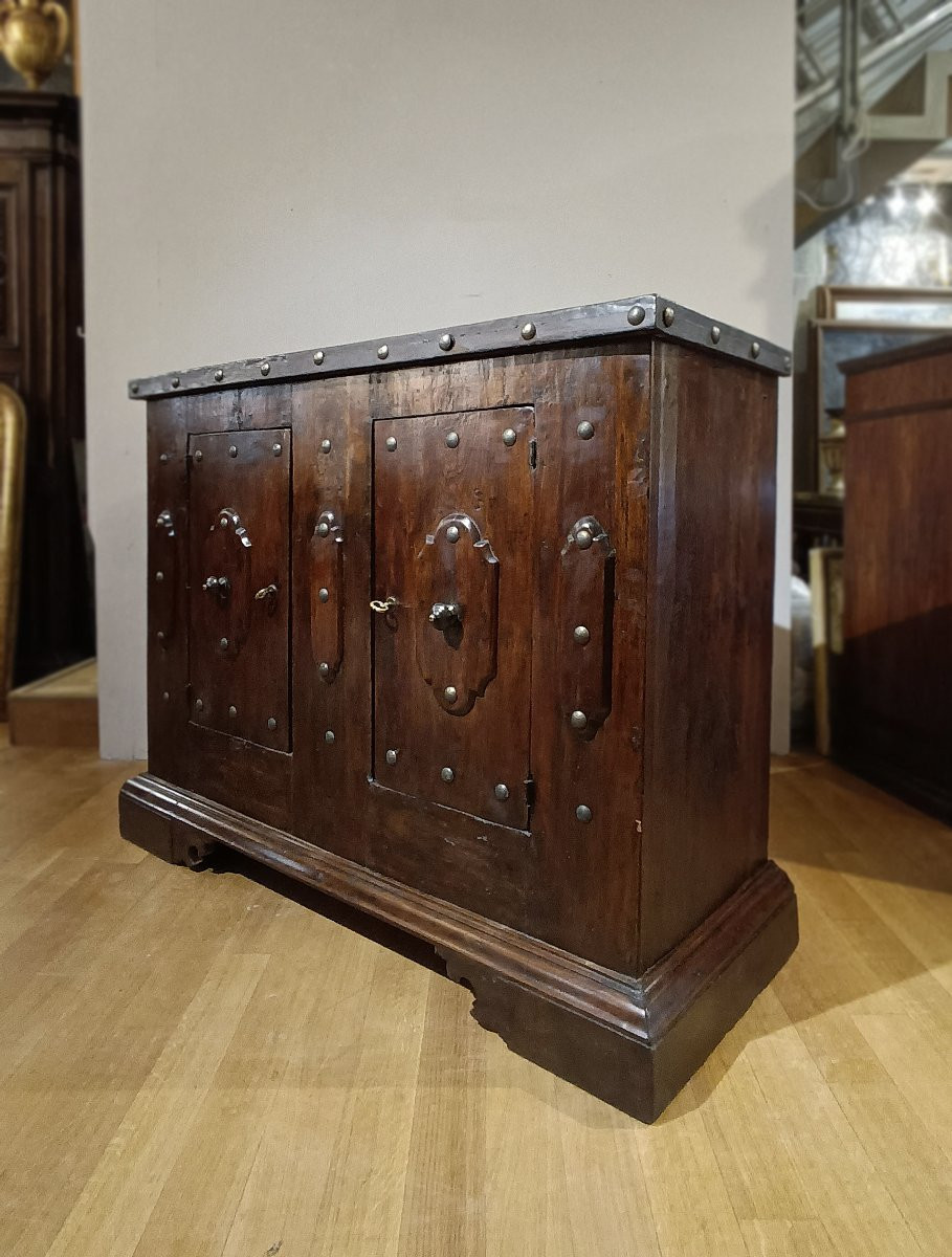 CREDENZA EMILIANA CON BULLONI FINE XVI-INIZI XVII SECOLO-photo-2
