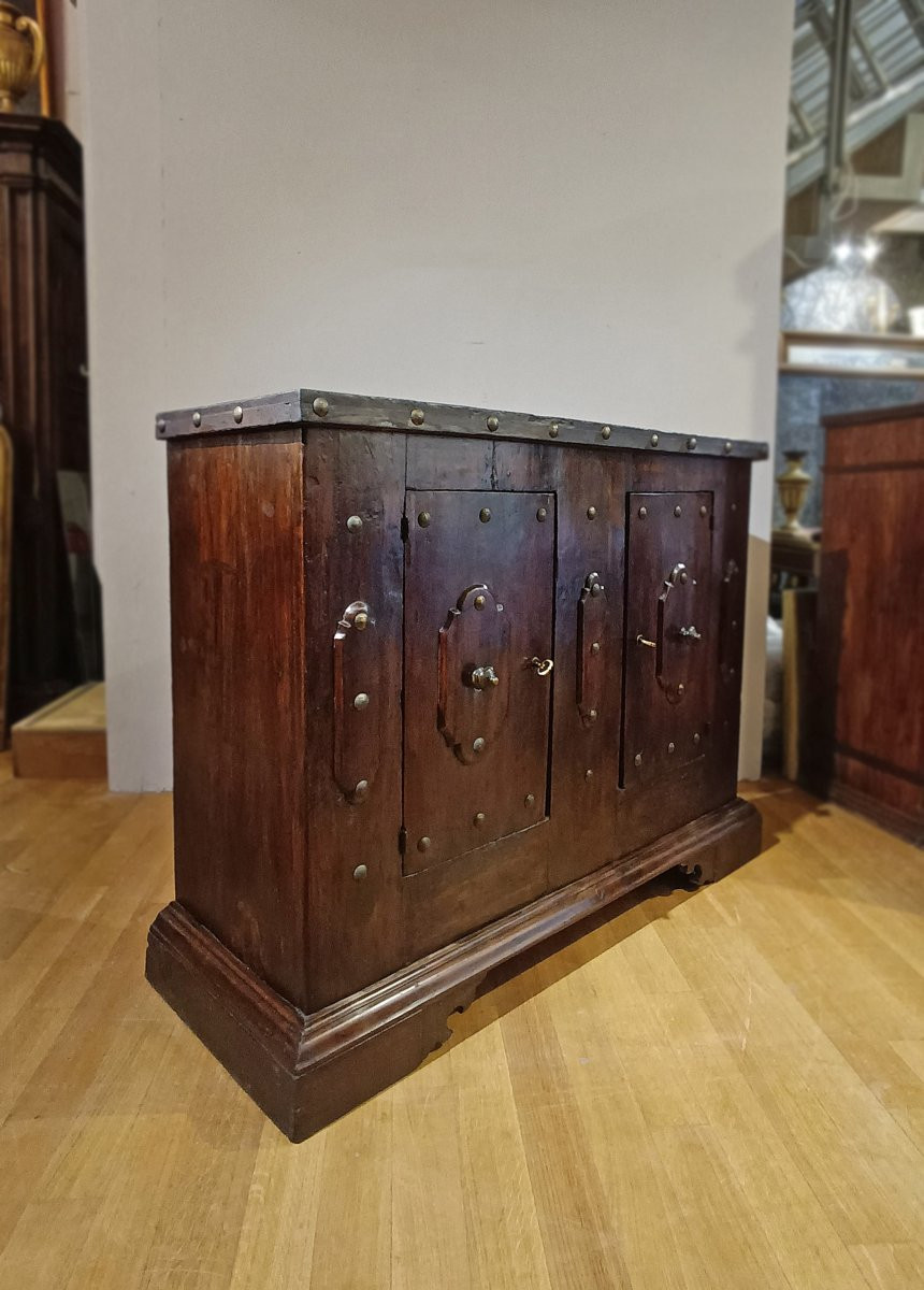 CREDENZA EMILIANA CON BULLONI FINE XVI-INIZI XVII SECOLO-photo-3