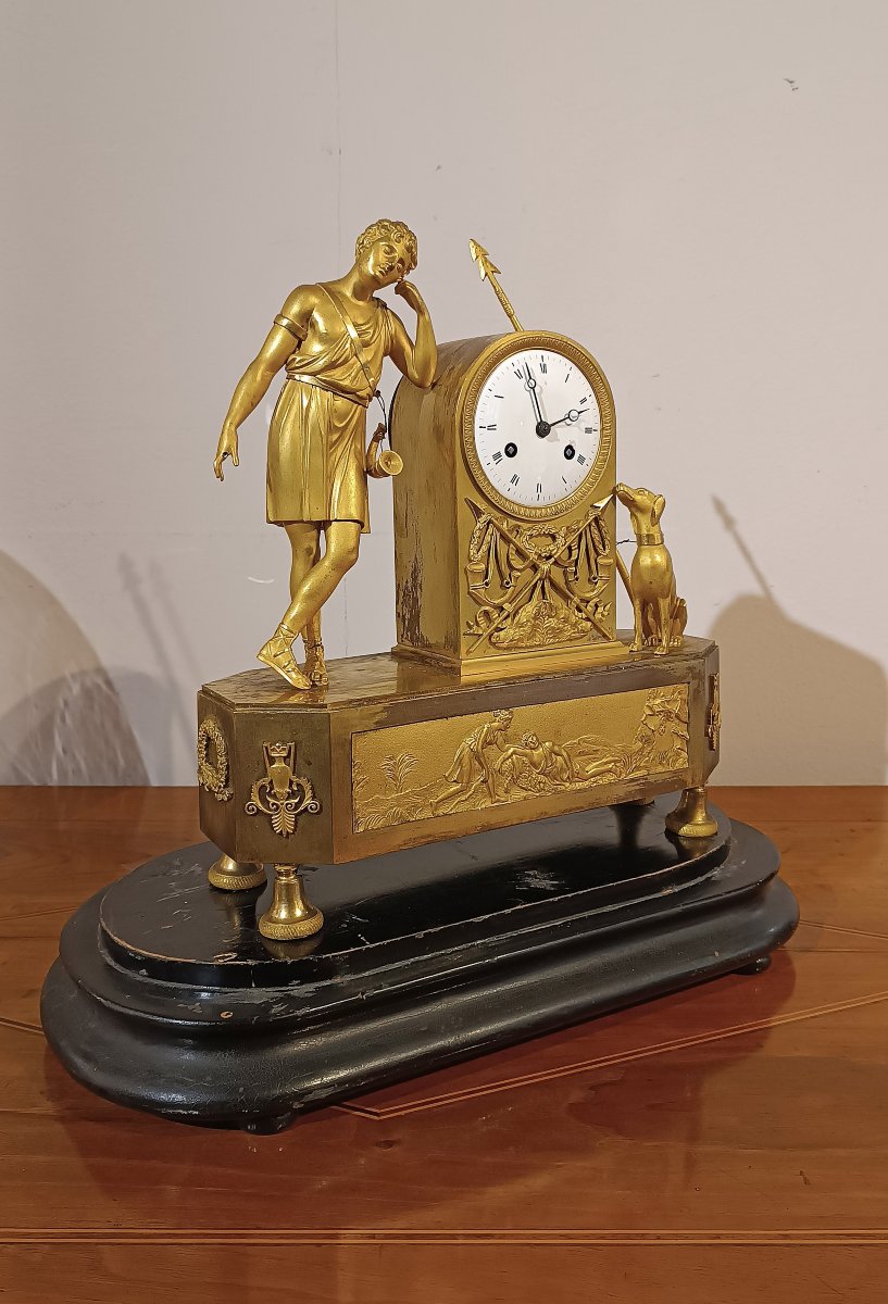 OROLOGIO IN BRONZO DORATO CON ADONE FINE XVIII SECOLO -photo-2