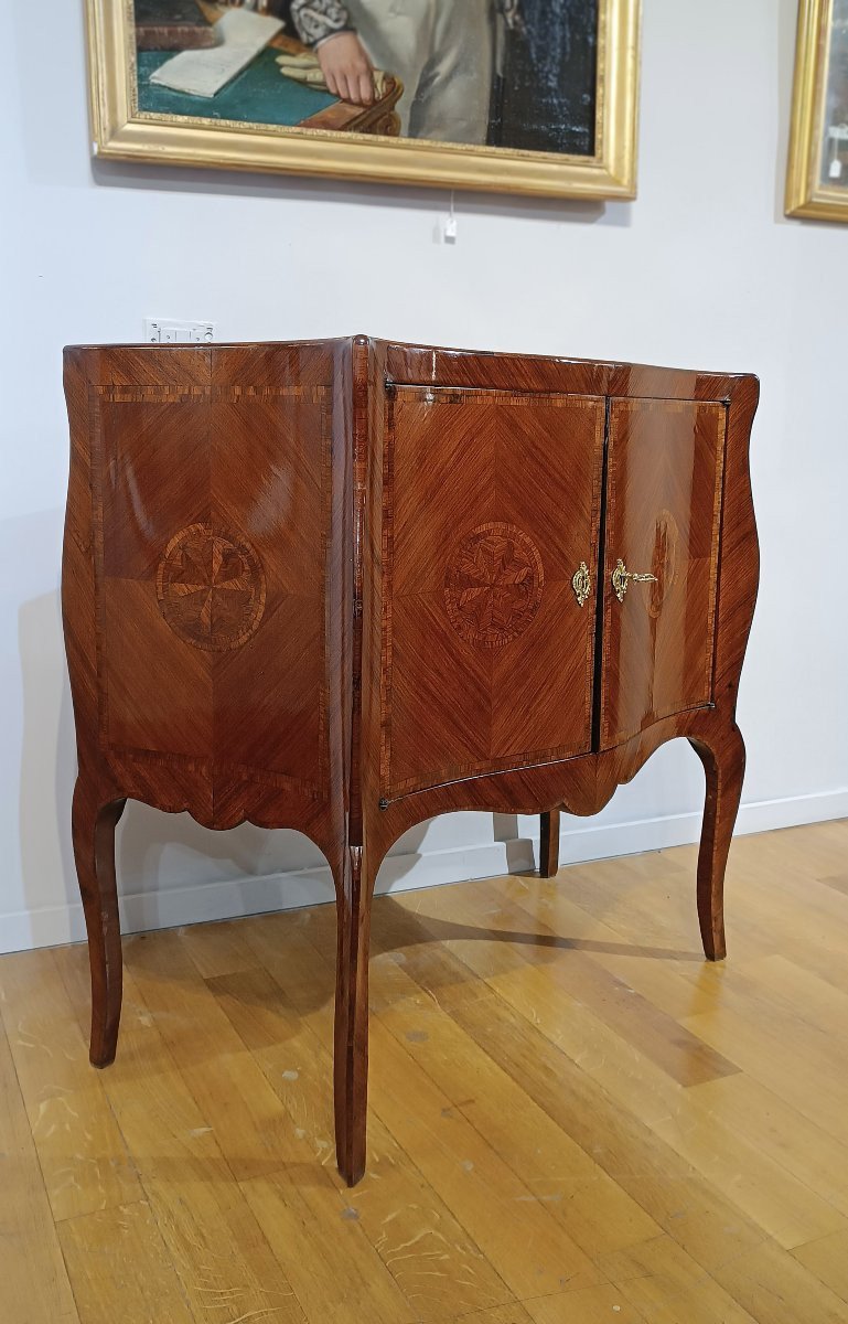 PICCOLA CREDENZA CON INTARSI META’ XVIII SECOLO-photo-3