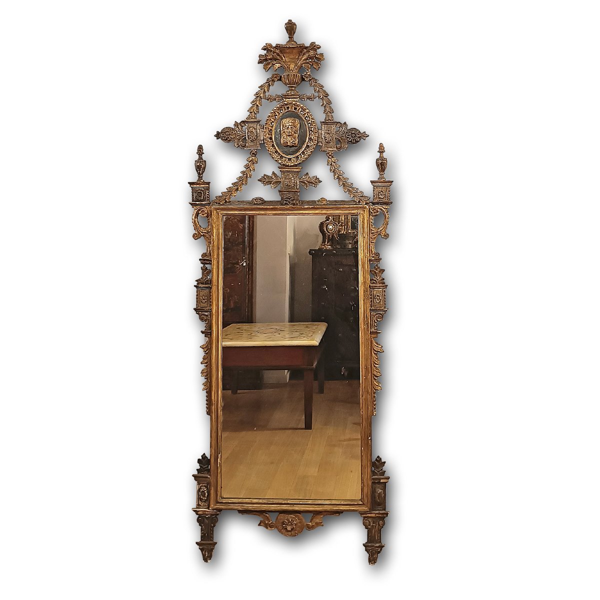 SPECCHIERA NEOCLASSICA CON SFINGE SECONDA META’ XVIII SECOLO 