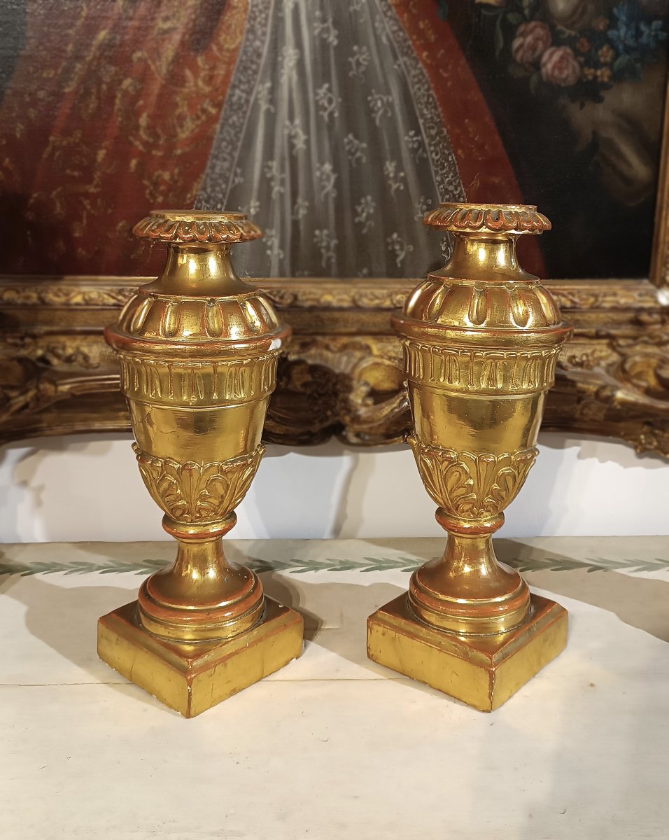 COPPIA DI PORTACANDELE DORATI NEOCLASSICI FINE DEL XVIII SECOLO -photo-3