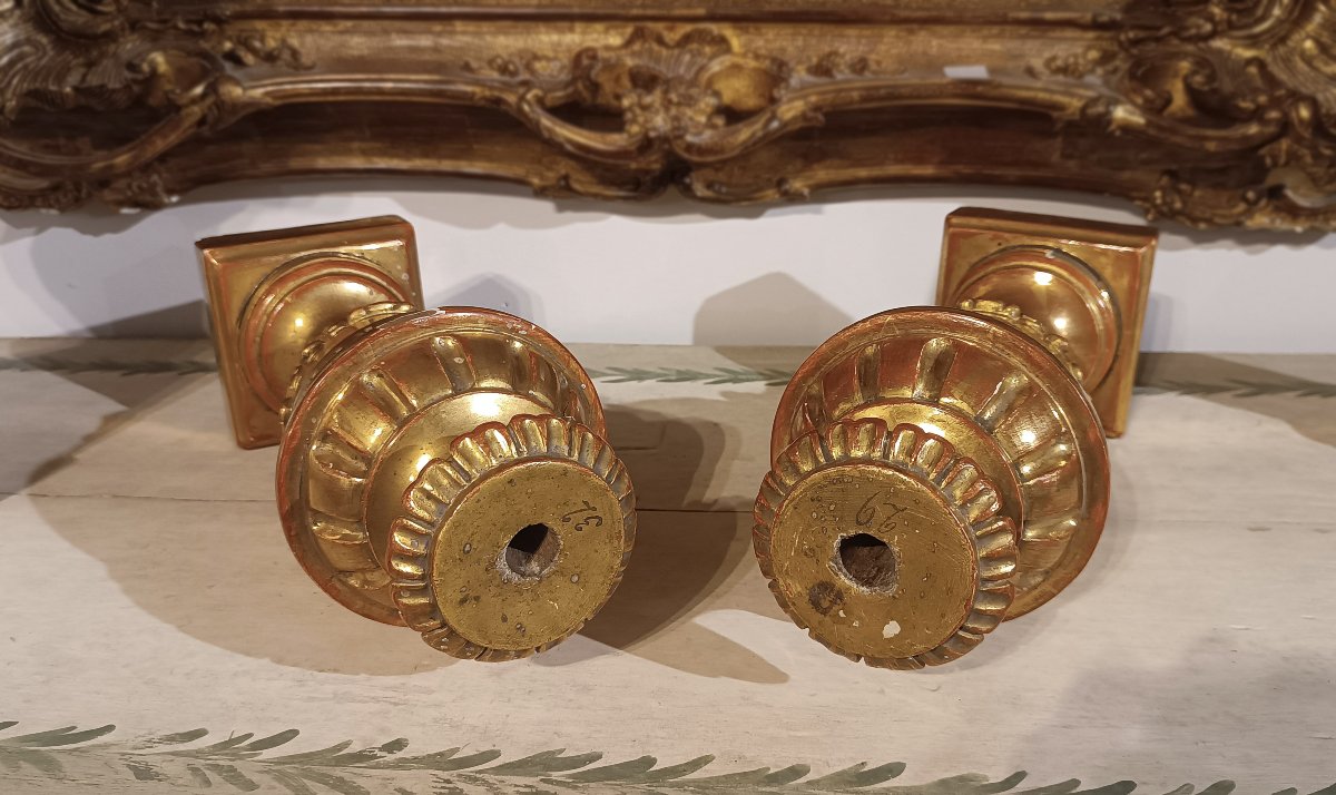 COPPIA DI PORTACANDELE DORATI NEOCLASSICI FINE DEL XVIII SECOLO -photo-6
