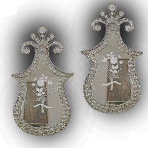 COPPIA DI SPECCHIERE NEOCLASSICHE CON CRISTALLI FINE XVIII SECOLO 