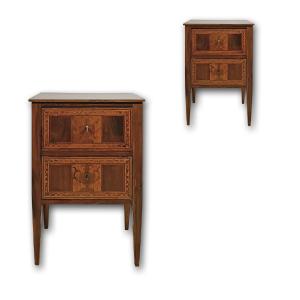 COPPIA DI COMODINI INTARSIATI NEOCLASSICI FINE DEL XVIII SECOLO