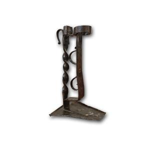 PORTACANDELA IN FERRO FINE DEL XVI SECOLO