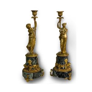 COPPIA DI CANDELABRI CON VESTALI META' DEL XIX SECOLO