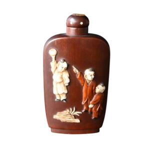 Japanese Meiji Period Inlaid Hardwood Snuff Bottle – Shibayama School Style