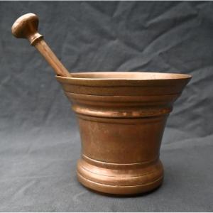 Seventeenth Century Bronze Mortar.