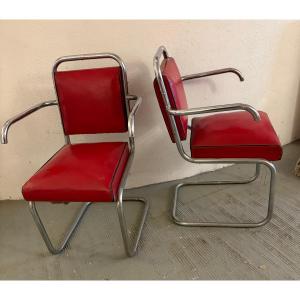 2 Styling Chairs