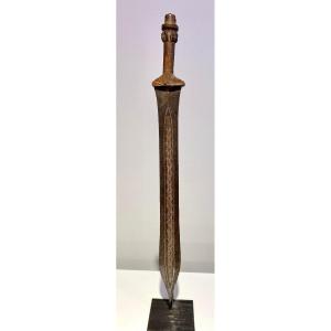 Old Sword From The Lunda Tribe / Tshokwe / Chokwe / Songye Dr Congo Ca 1900