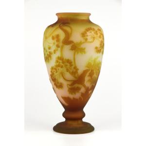 Gallé Vase (umbellifer)