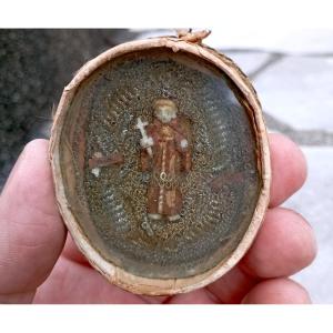 "small Reliquary"...saint Benoit (?) ....paperolles 19th Century