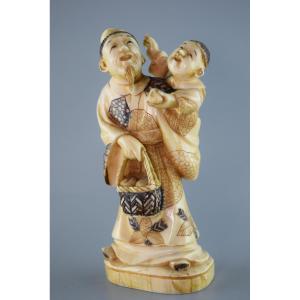 Carved Ivory Okimono - Shared Joy - Sculpture Of A Smiling Father And Child