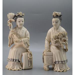Lotus Flower Elegance: Pair Of Ivory Court Figures, 19th Century China
