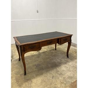 Mid-century Louis XV Bureau Plat, 18th Century