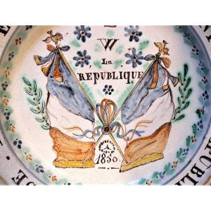 Rare Large "speaking" Earthenware Dish - Orleans (?), 19th Century