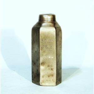 Small Pewter Wine Or Spirit Bottle - South Germany (?), Circa 1800