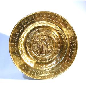 Brass Offering Plate - Germany Or Flanders, 17th Century