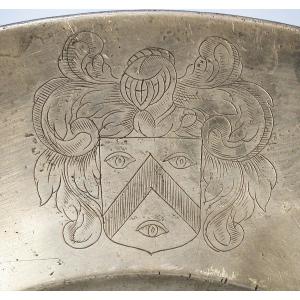 Very Rare Large Pair Of Pewter Plates - Paris, 17th Century