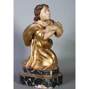 Large 18th-century Giltwood Sculpture, 42 Cm, Saint In Prayer