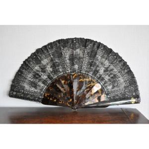 Fan In Lace And Scales, Encrypted, Circa 1800. Promo Jusqu'au 30 Avril 2026