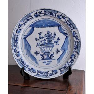 Delft Earthenware Dish - XVIIIth - Signed