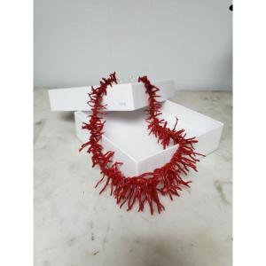 Jewelry - Dark Blood Red Coral And Fringed Necklace.