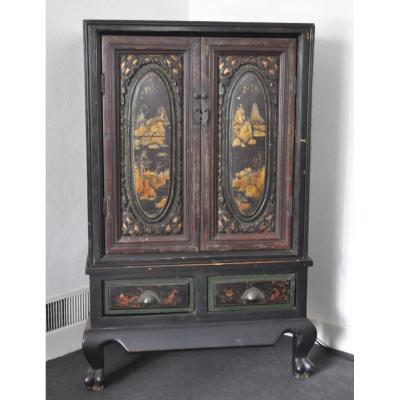 China - Cabinet With Lacquered Decorations - Signed - Circa 1800