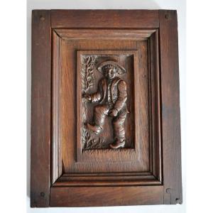 Carved Wooden Panel With Character Promo Jusqu'au 30 Avril 2026