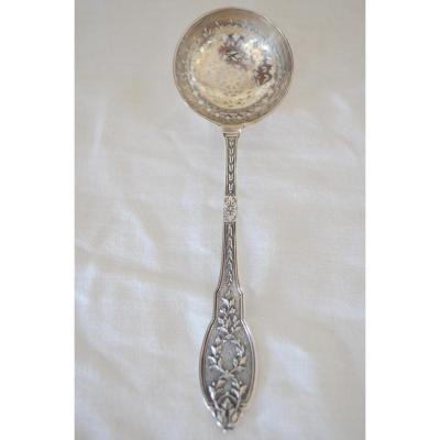 In Sterling Silver Shaker
