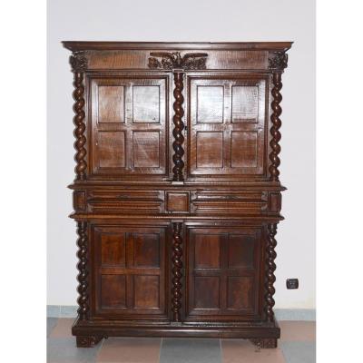 Buffet 2 Corps In Walnut Of The 17th Century