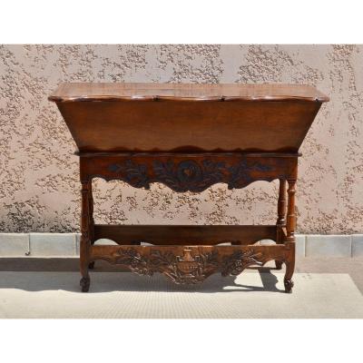 Provençal Wedding Kneader In Walnut, Louis XV Period