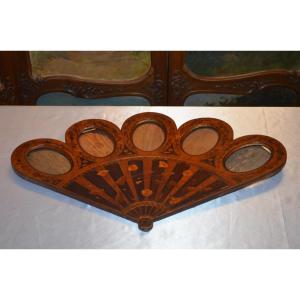 Cadre En éventail En Marqueterie époque Fin 18eme/début 19eme Siècle