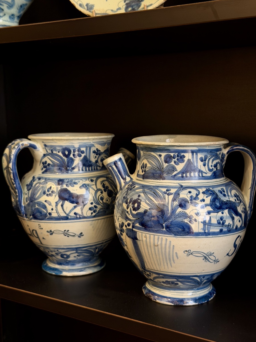 Coppia di vasi da farmacia in maiolica di Savona, periodo calligrafico, XVI secolo-photo-2