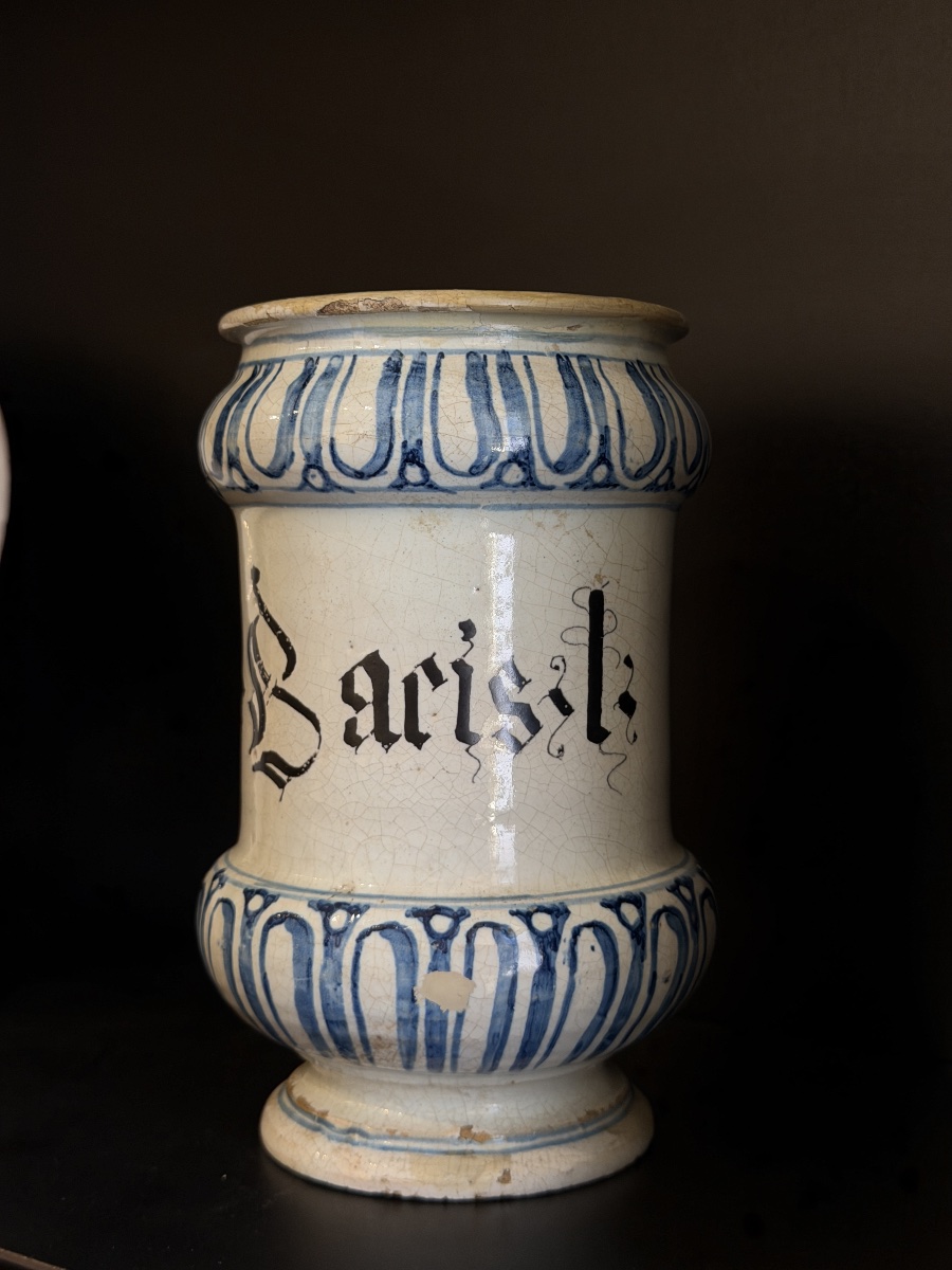 Albarello da farmacia in maiolica veneta, XVIII secolo