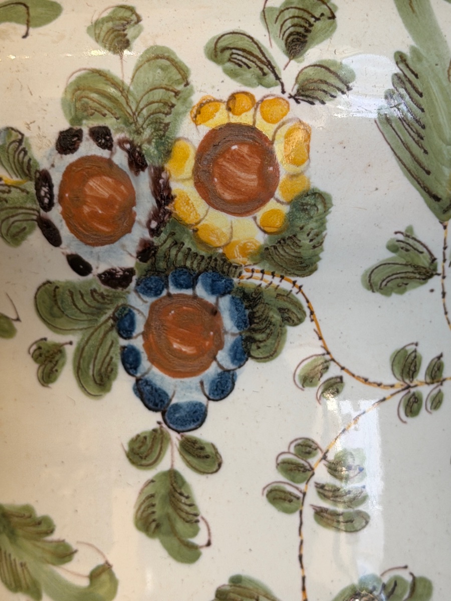 Albarello in maiolica di Pesaro decorato a fiori policromi, XVIII secolo-photo-2