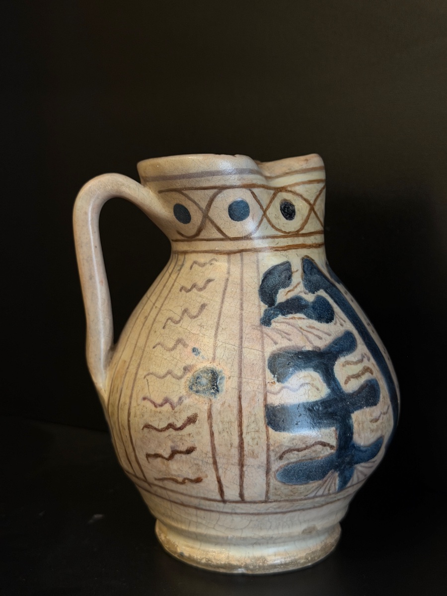 Caraffa in maiolica a zaffera a rilievo, Toscana, XV secolo-photo-4