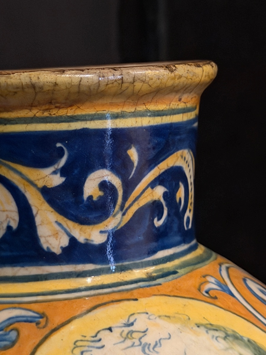 Raro vaso in maiolica di Faenza a decorazione policroma, XVI secolo-photo-2