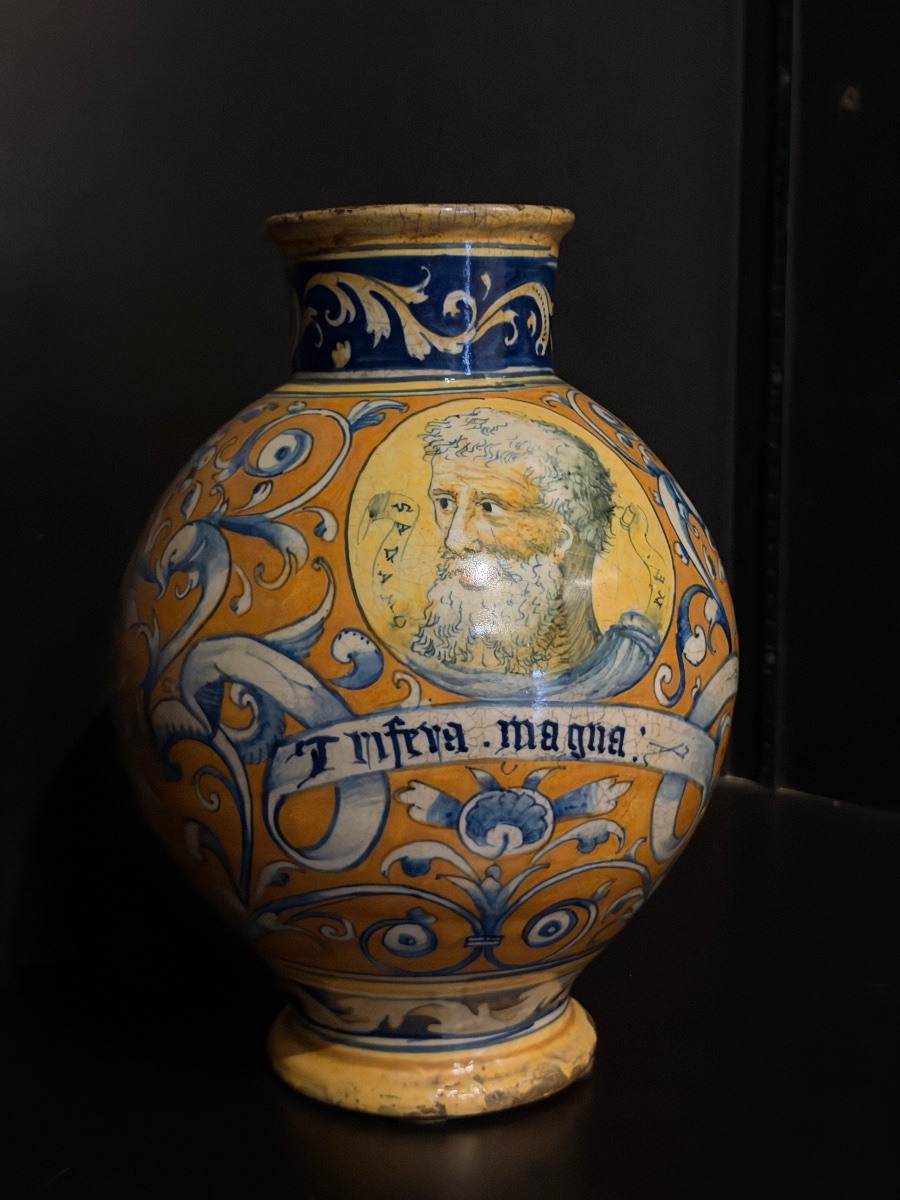 Raro vaso in maiolica di Faenza a decorazione policroma, XVI secolo-photo-4