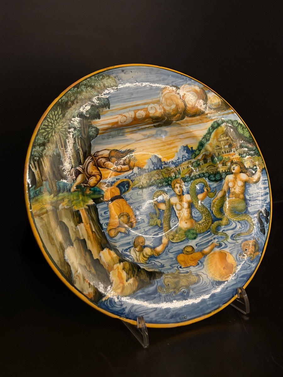 Piatto istoriato in maiolica di Urbino, datato 1545