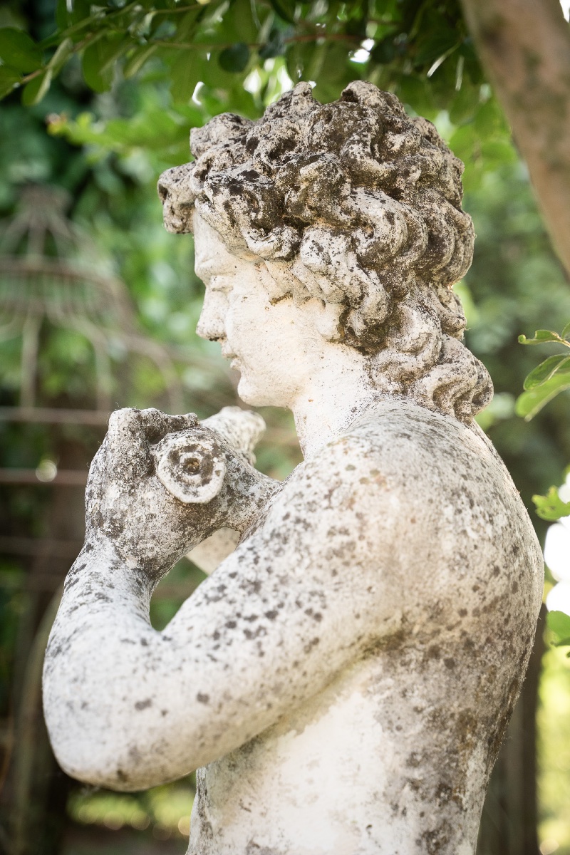 Putto con flauto – Scultura liberty in graniglia, anni ’30-photo-5