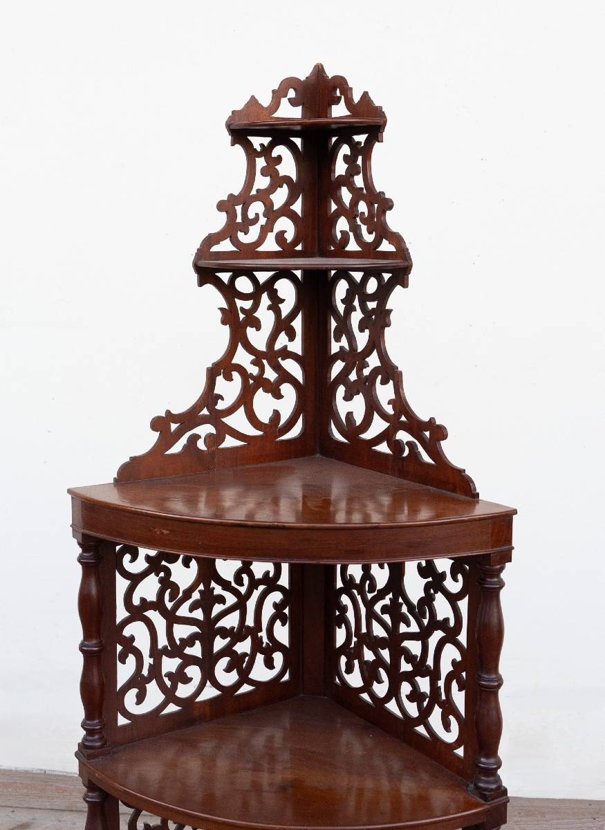 Coppia di angoliere in noce – Emilia, XIX secolo-photo-4