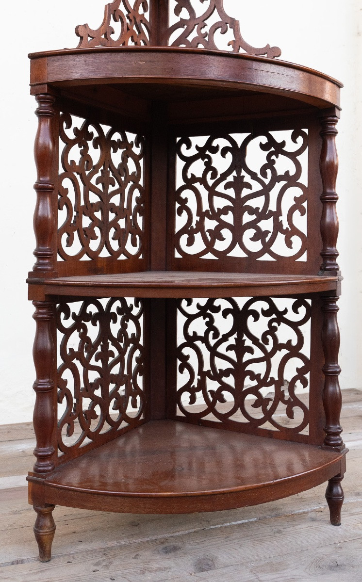 Coppia di angoliere in noce – Emilia, XIX secolo-photo-2