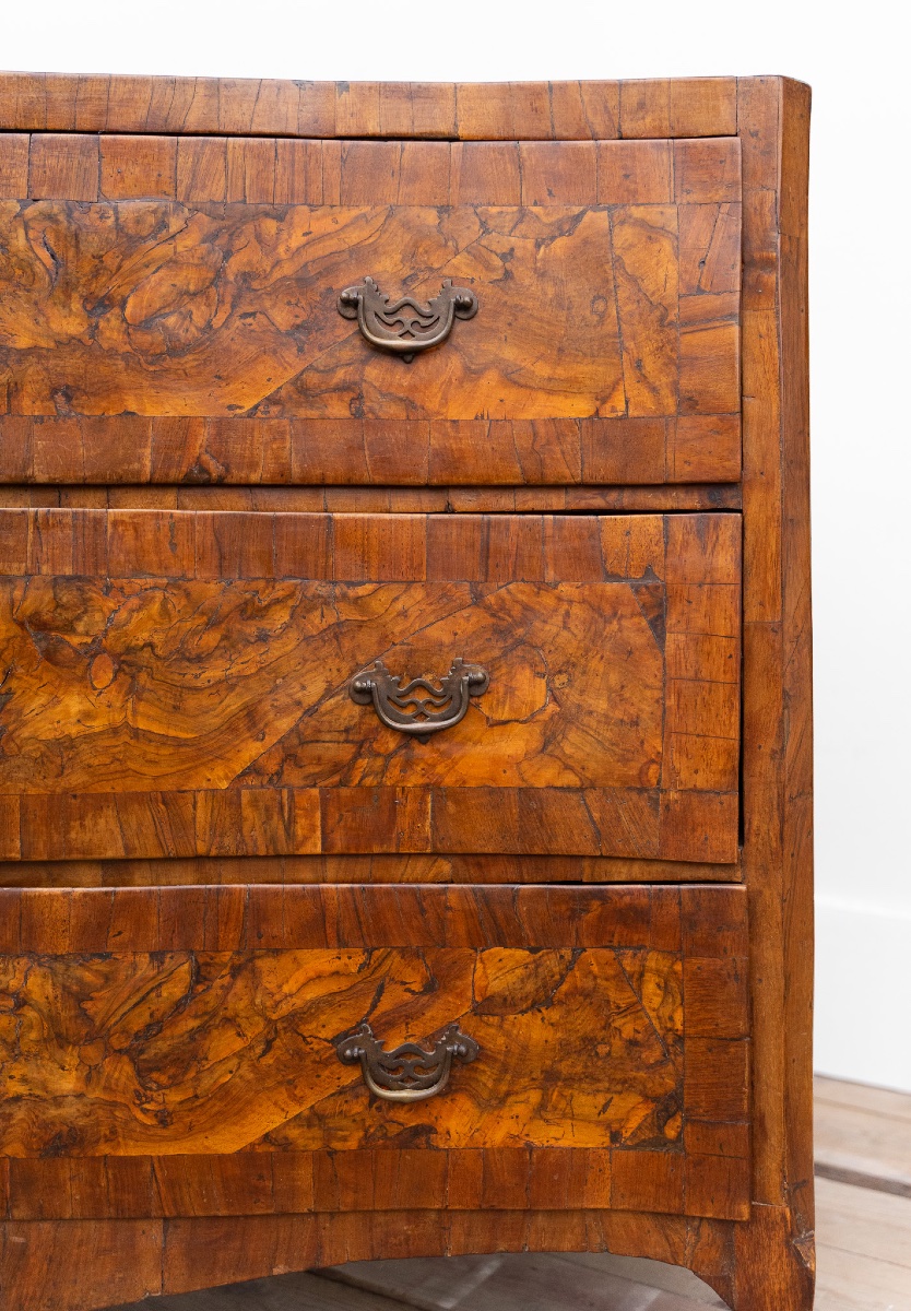 Comò Vicentino in Noce e Radica – XVIII secolo-photo-2