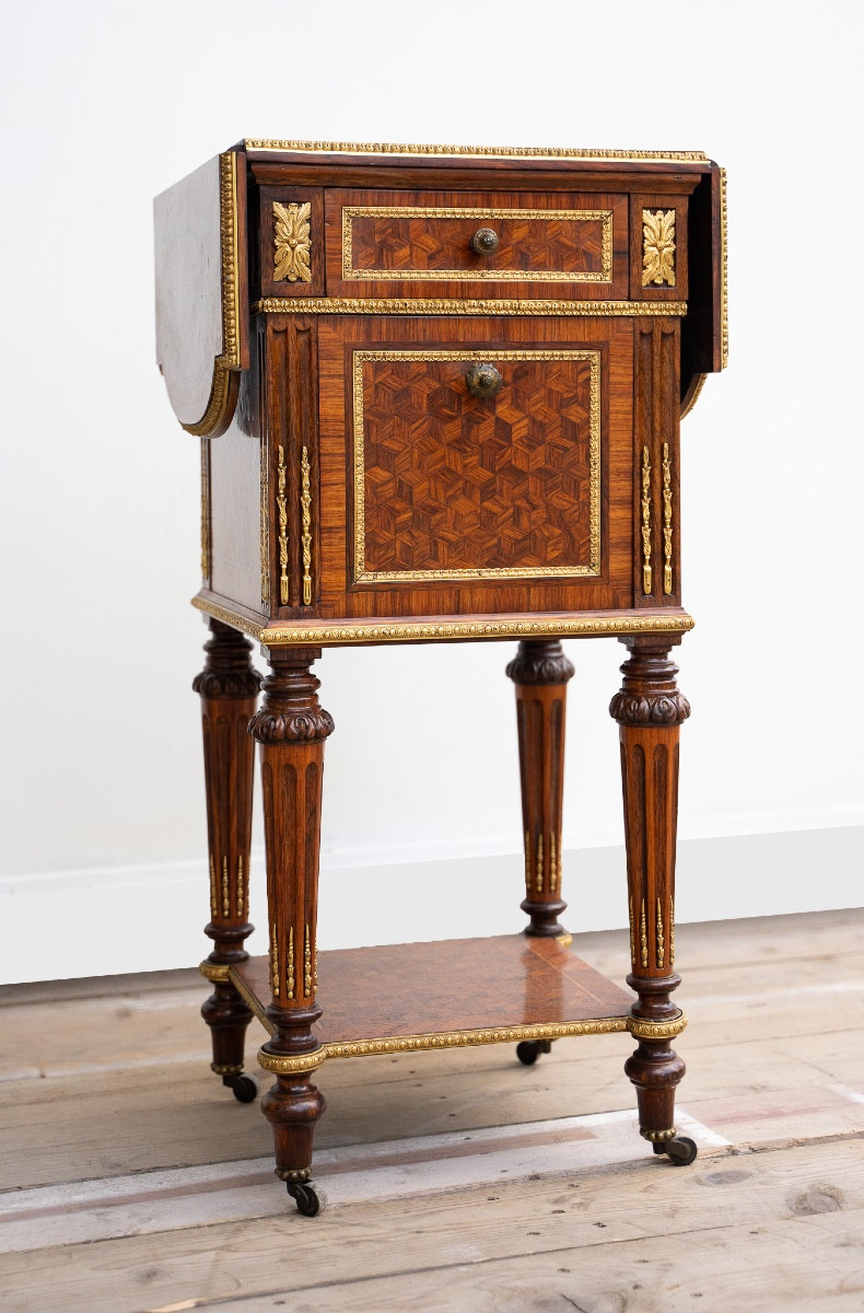 Tavolino francese con ribaltina – XIX secolo