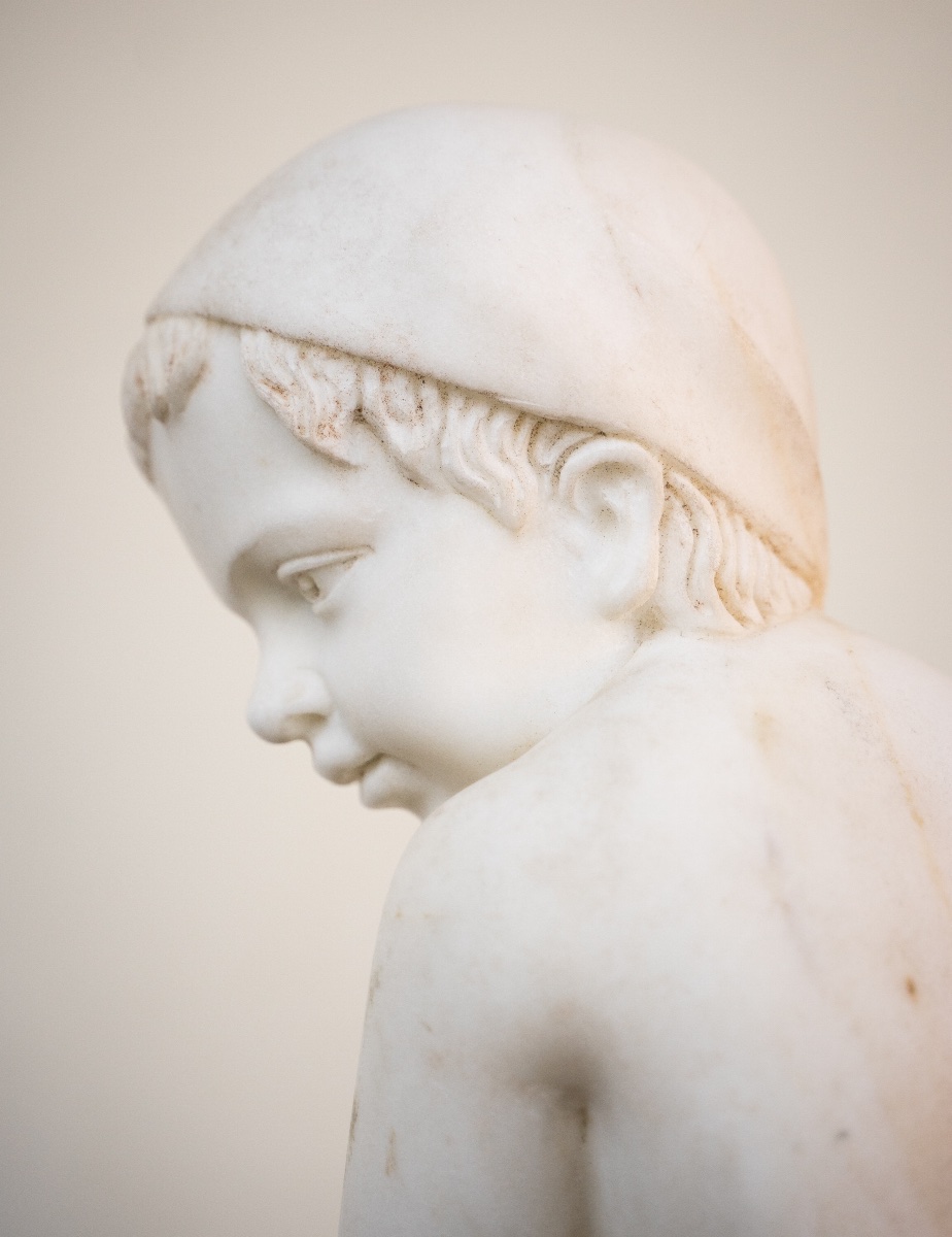 Coppia di putti allegorici in marmo di Carrara – XIX secolo-photo-4