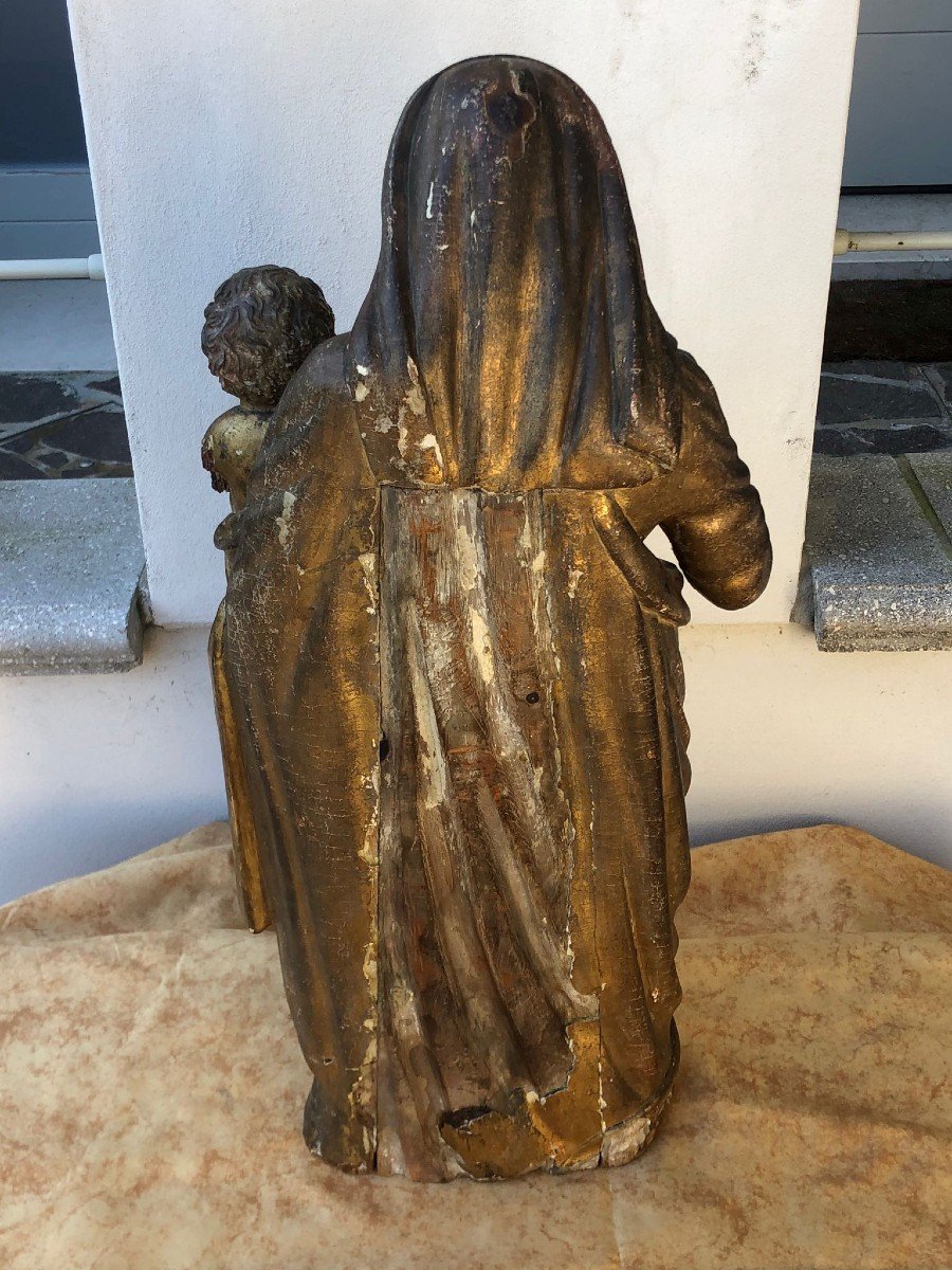 Sculpture du 17e siècle en bois doré Vierge à l'Enfant-photo-2