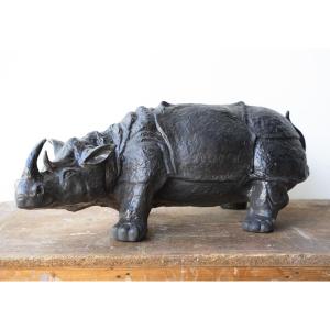 Rinoceronte in ceramica di Bassano