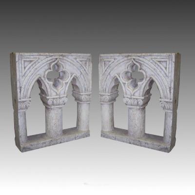 Paire de fenêtres neogothique en marbre